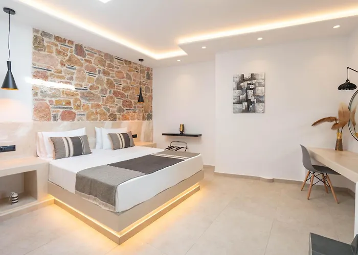 Otel Illusion Fira (Santorini)