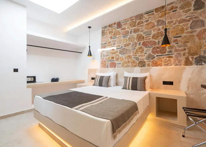 Otel Illusion Fira (Santorini)