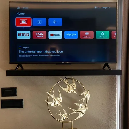 Illusion Fira (Santorini)